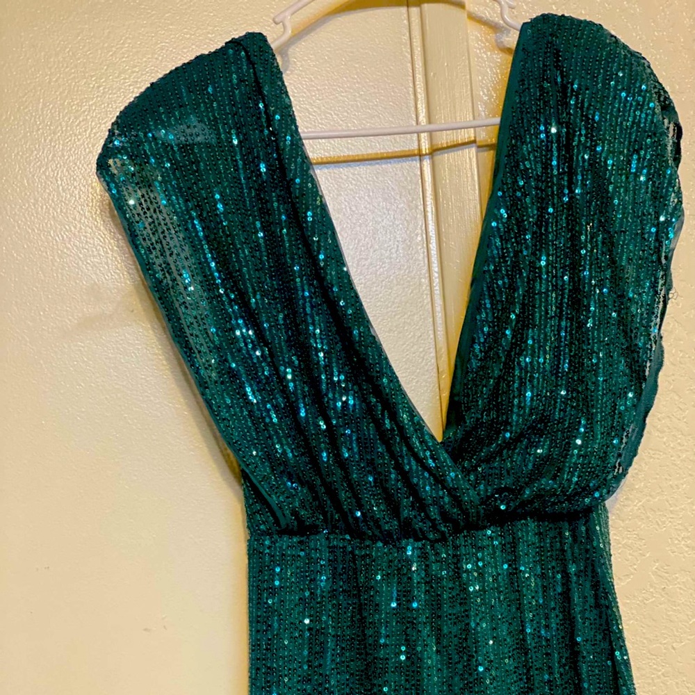Very beautiful Long green dress